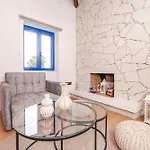 Country house Sea-front Estate Navarino Baths Vromonerion