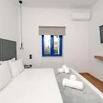 Sea-front Estate Navarino Baths Country house