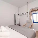 Sea-front Estate Navarino Baths Country house
