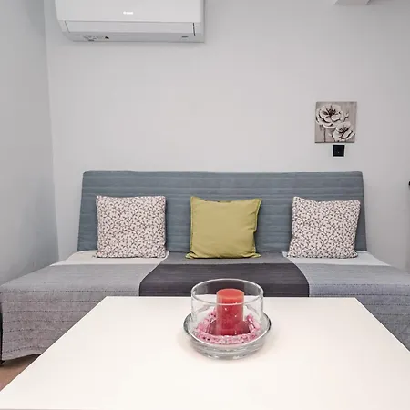 Εξοχικό σπίτι Sea-front Estate Navarino Baths