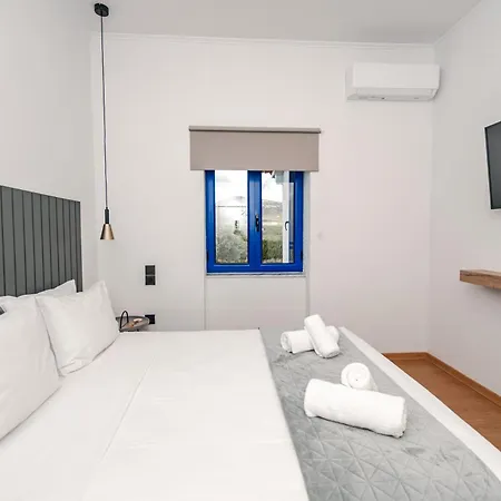 Sea-front Estate Navarino Baths Εξοχικό σπίτι