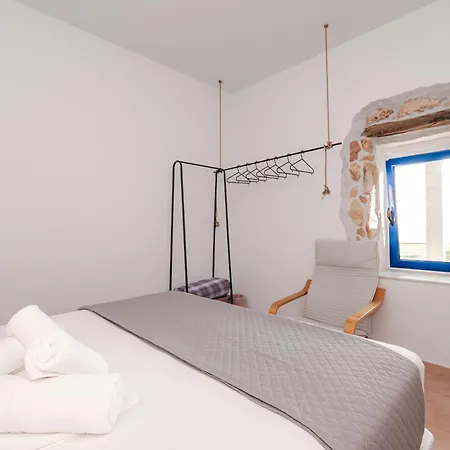 Sea-front Estate Navarino Baths Εξοχικό σπίτι *