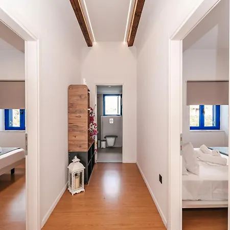 Εξοχικό σπίτι Sea-front Estate Navarino Baths